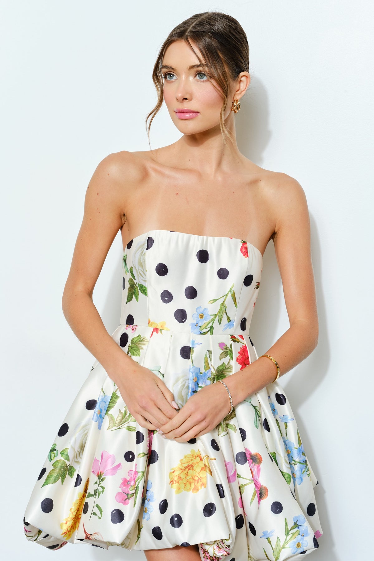 Robe Pretty Guest